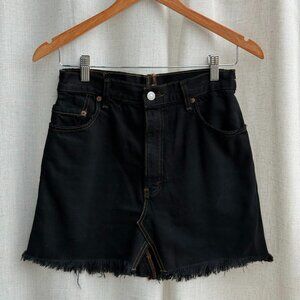 Levi’s Black Distressed Denim Mini Skirt Raw Hem Size S
